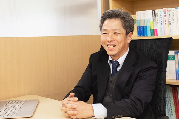 パートナーである板野弁護士との出会いは?